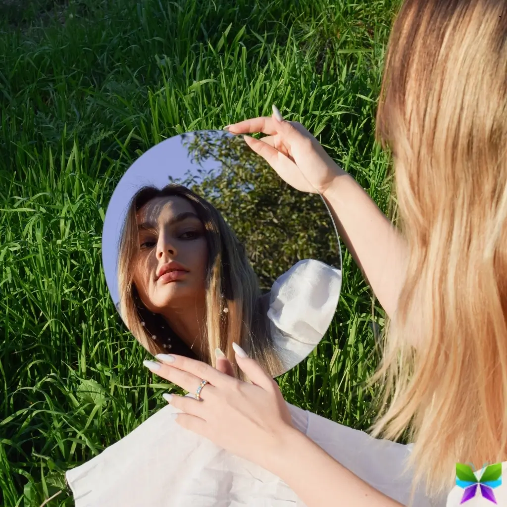 Mirror Captions For Instagram