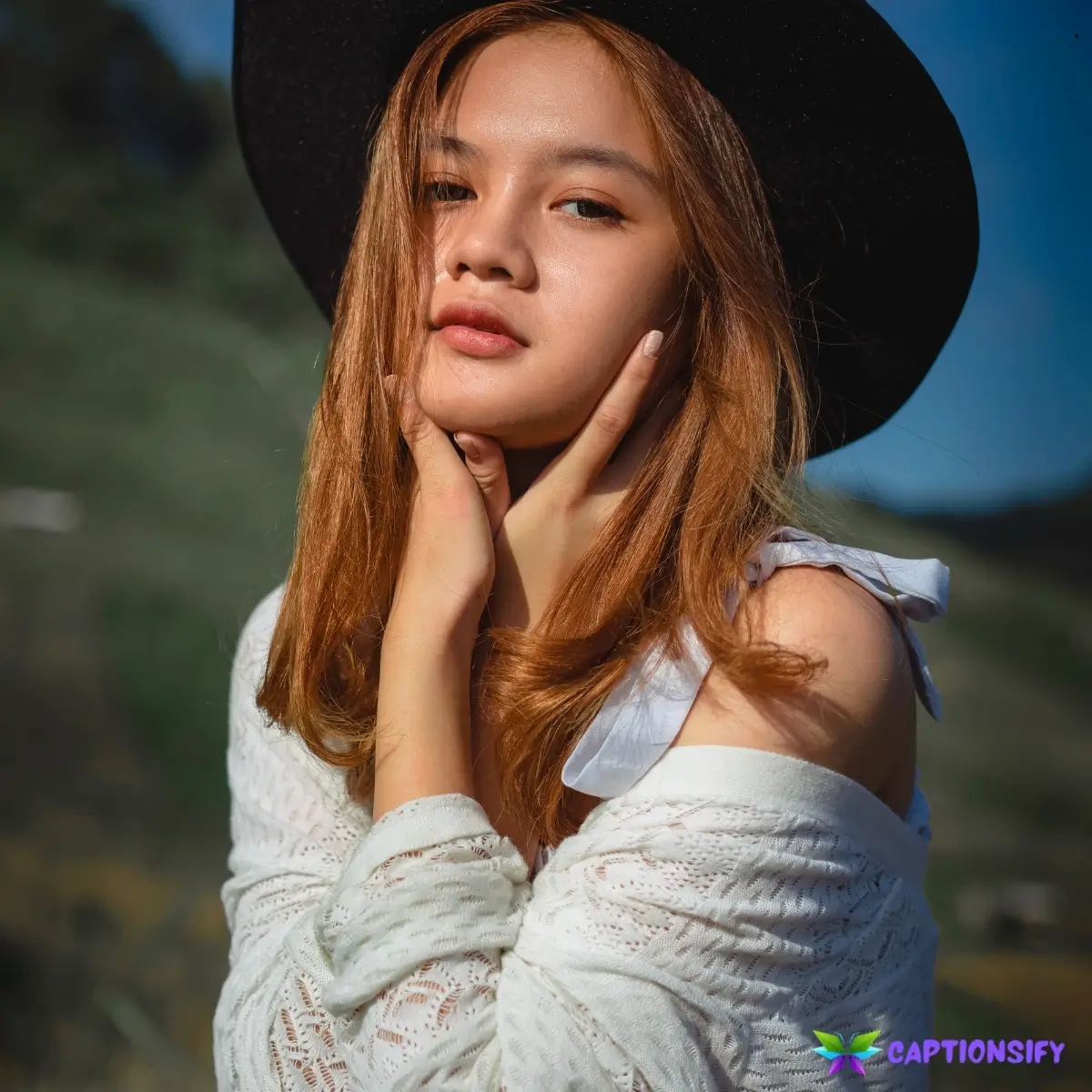 125 Best Instagram Photo Captions For Girl to Brighten Your Feed