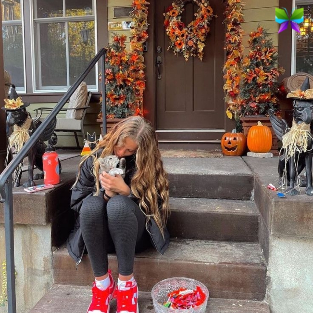 200 Spooky Season Captions For Instagram to Haunt Your Feed