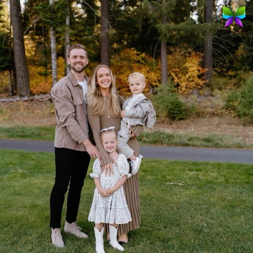 200+ Caption For Instagram Family Pic to Share Cherished Moments 5 Caption For Instagram Family Pic