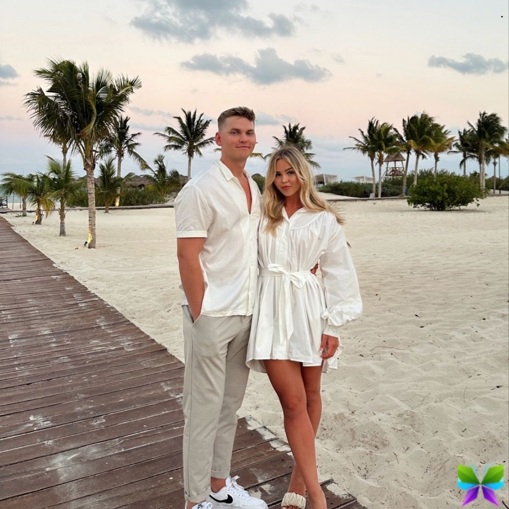 Couple Captions Couple Captions