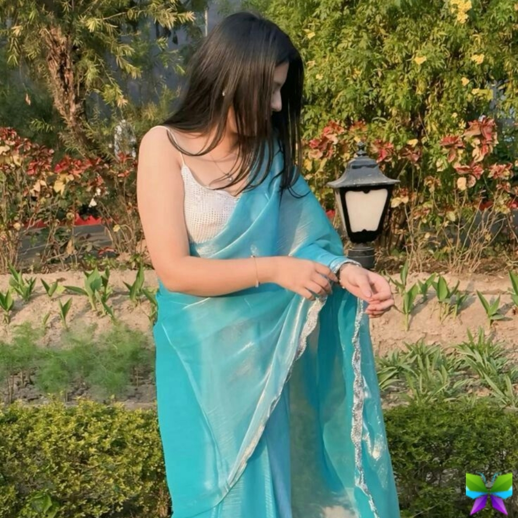 200+ Saree Captions For Instagram In Hindi That Celebrate Elegance and Tradition 1 Saree Captions For Instagram In Hindi
